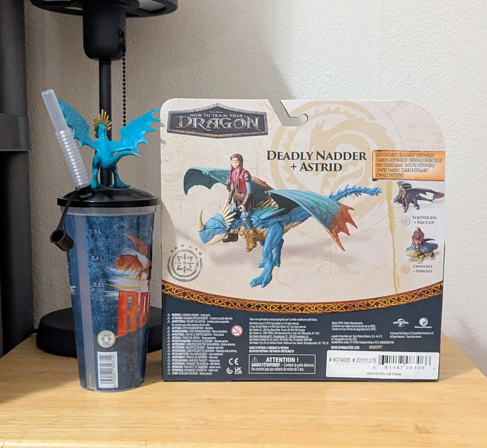 How to Train Your Dragon Cinema Cup & Deadly Nadder & Astrid Action Figure Set, image 5