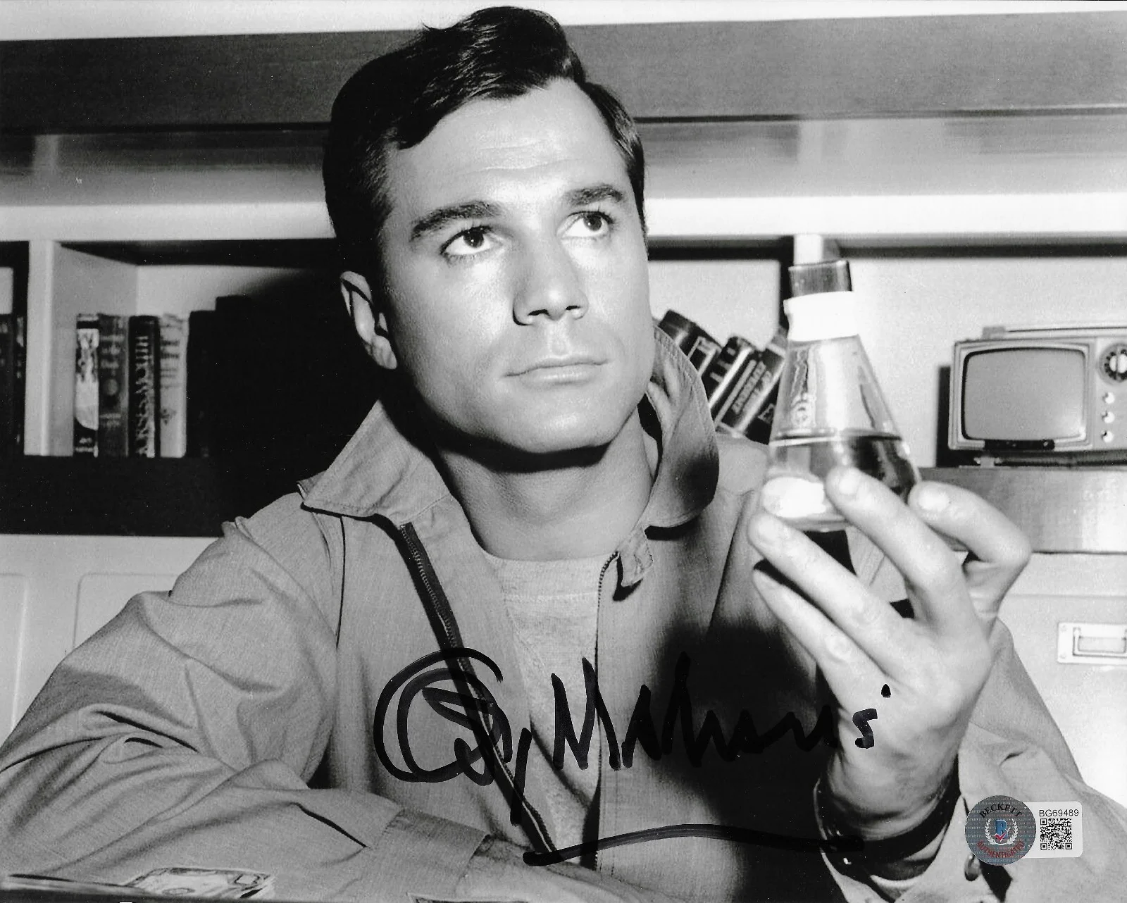 George Maharis — George Maharis Signed 8x10 Photo BAS Twilight Zone Route 66