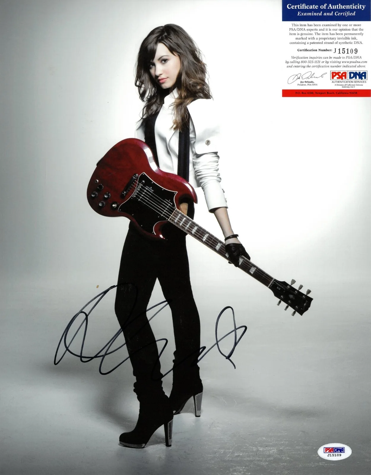 Demi Lovato — Demi Lovato Signed 11x14 Photo Autographed PSA/DNA COA Disney 09 Camp Rock, изображение 2