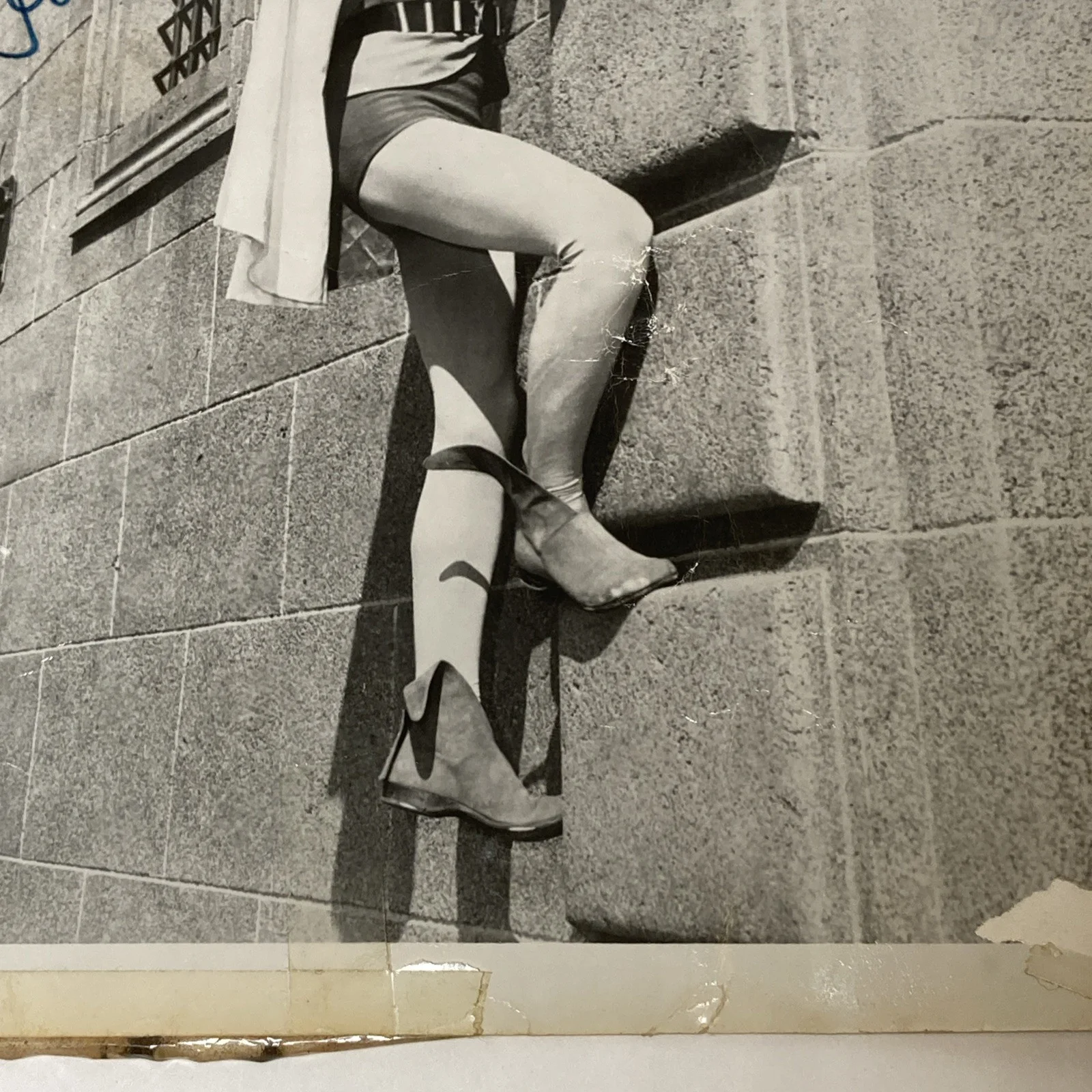 Vintage Burt Ward Robin Autograph 8x10 Photo Black & White Personalize to George, изображение 5