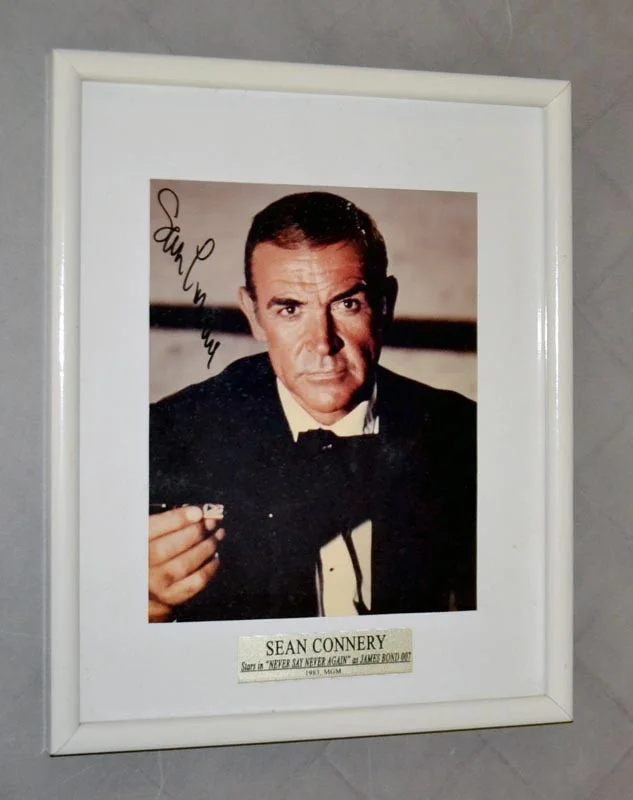 SEAN CONNERY — Signed 007 SEAN CONNERY + 17 JAMES BOND Autographs, UACC COA, DVD, Case, NSNA, изображение 3