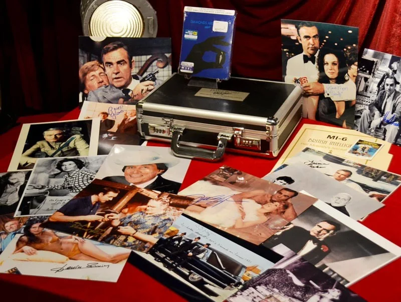 SEAN CONNERY + 19 Stars & Crew — Signed SEAN CONNERY +19 JAMES BOND 007 Autographs, UACC, COA, DVD, Briefcase DAF