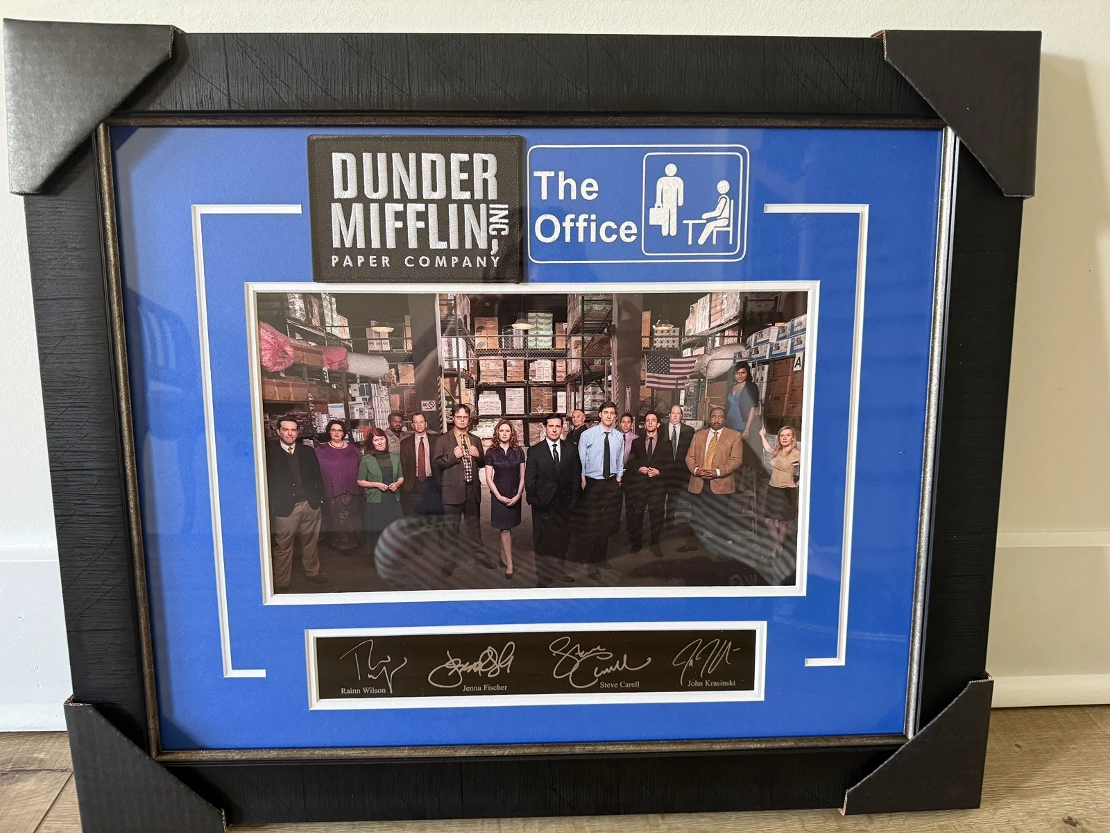 The Office Laser Signed Cast Photo Framed Original Autographed Television Show, image 3