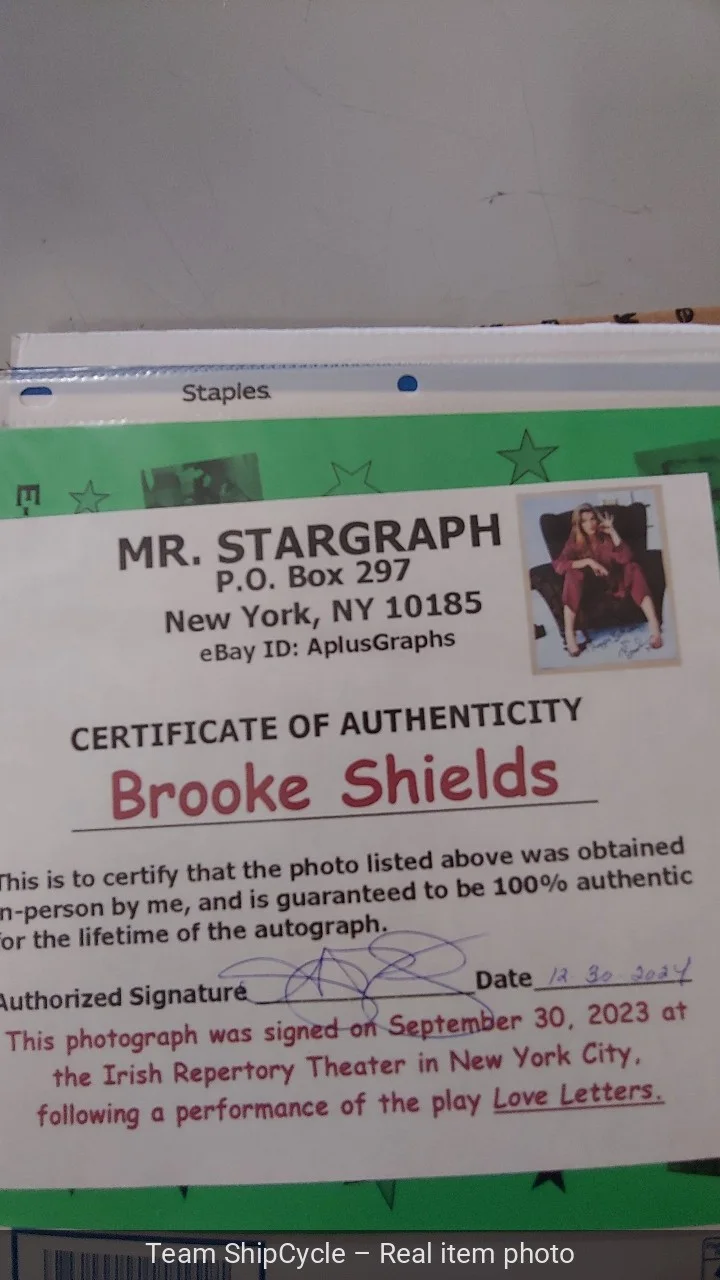 Brooke Shields — U27884 BROOKE SHIELDS Beautiful Cigar Aficionado 11x14 SIGNED G2U, изображение 4