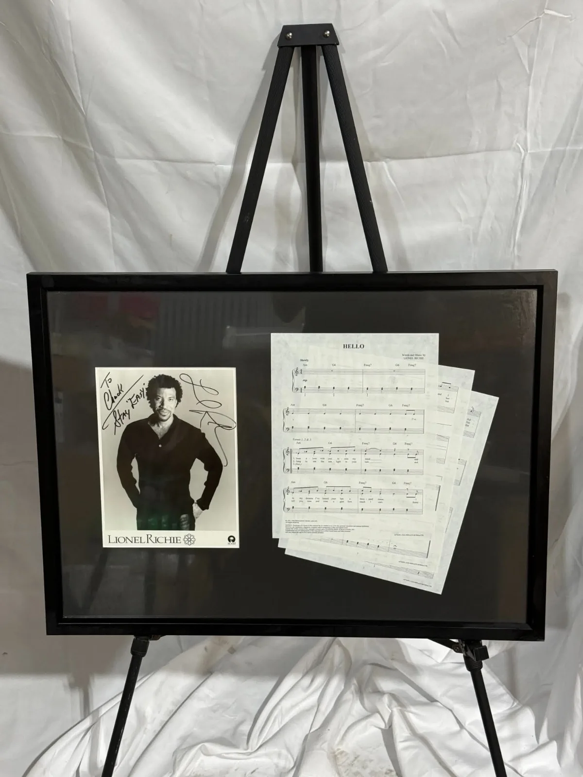 Lionel Richie Autographed “Hello” Framed Display Signed Photo & Sheet Music LOA, изображение 2