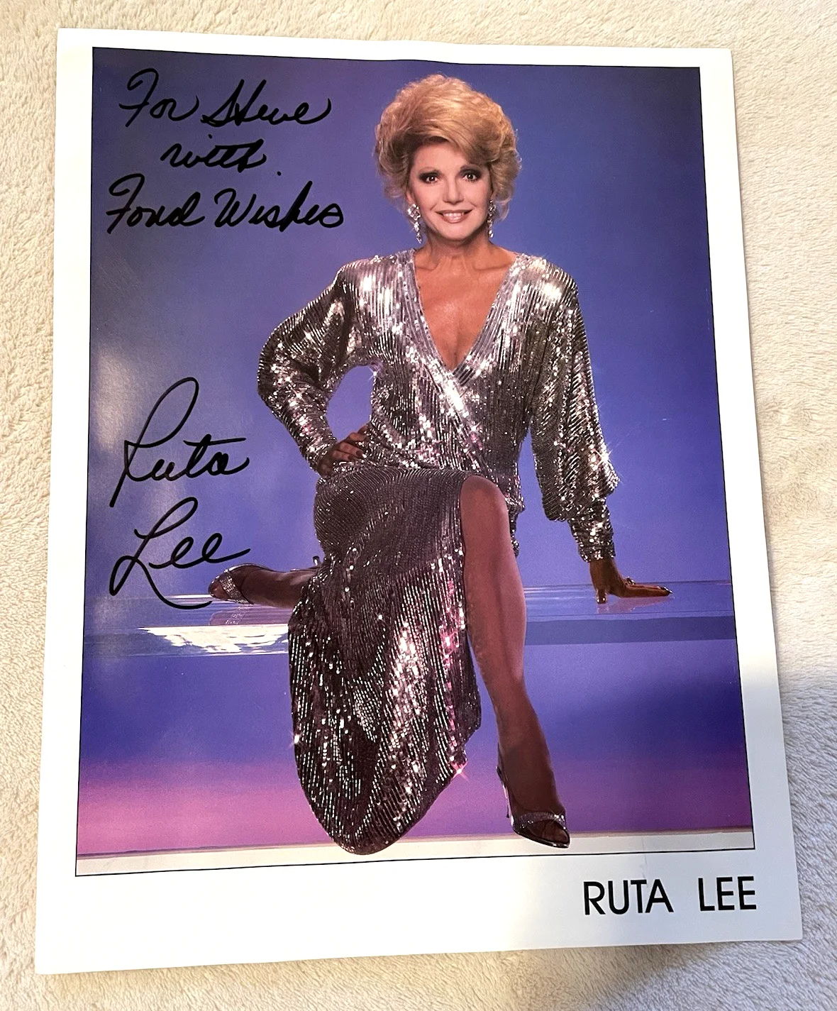 Ruta Lee — Ruta Lee 8x10" color 2 sided autographed photo, изображение 3