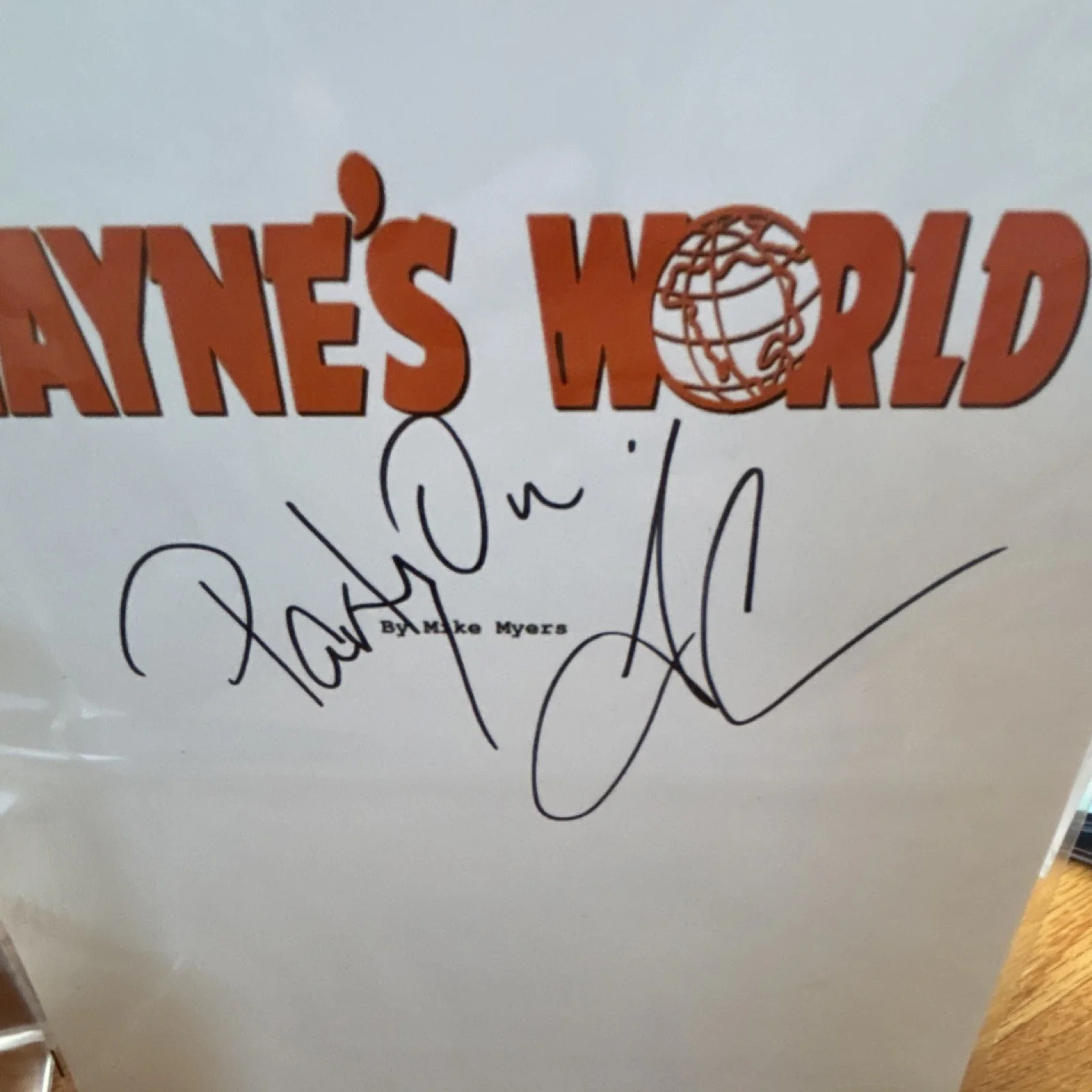 Tia Carrere “PartyOn”Wayne's World Autographed Memorabilia autographCOA 8x10, изображение 2