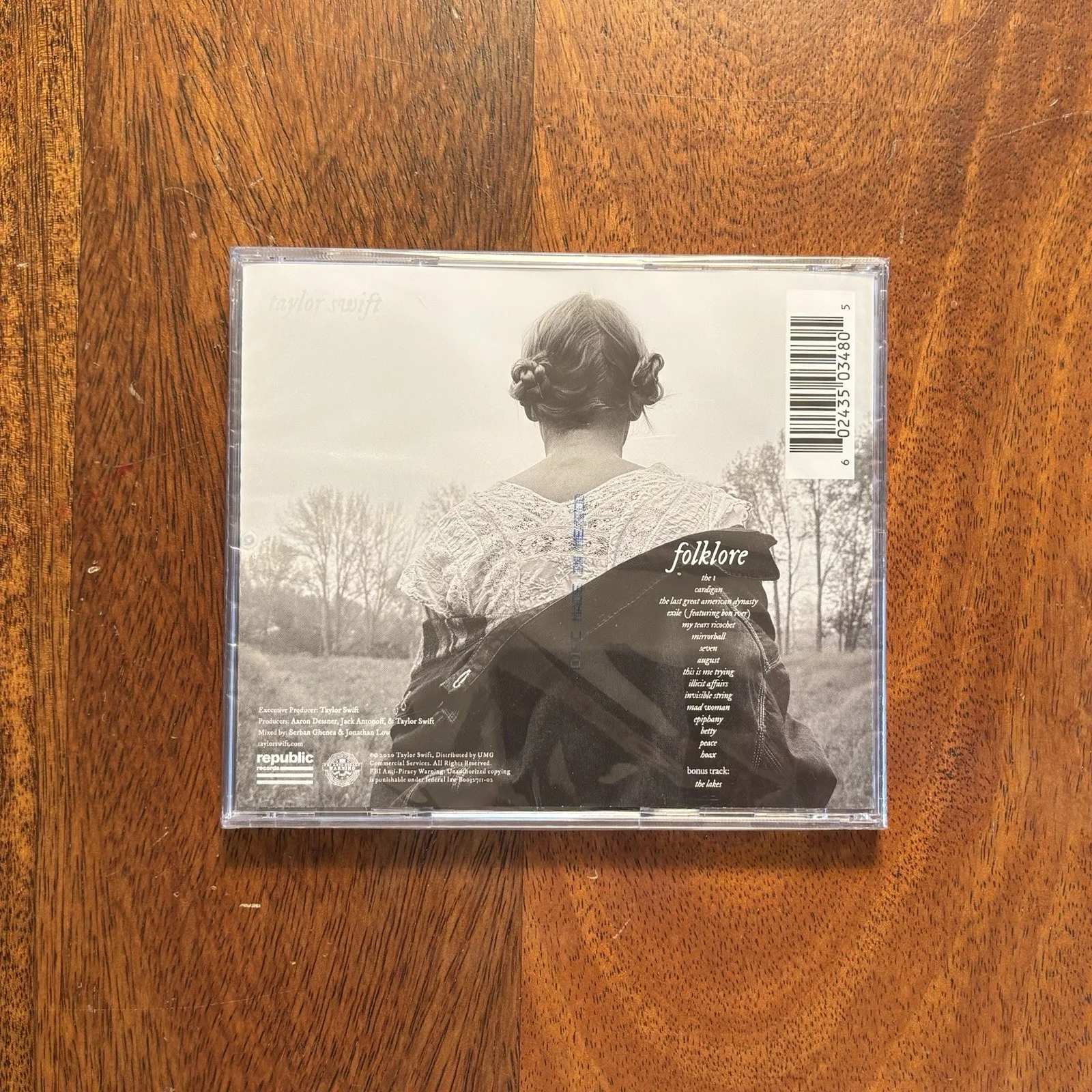 Taylor Swift Signed Folklore CD Authentic Autograph - Brand New Sealed, image 4