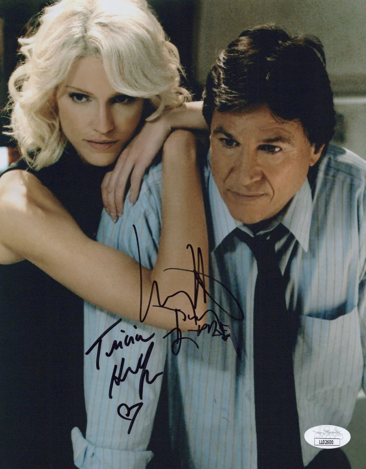 Richard Hatch & Tricia Helfer — Foto de Battlestar Galactica 8x10 firmada por Richard Hatch y Tricia Helfer certificado de autenticidad JSA