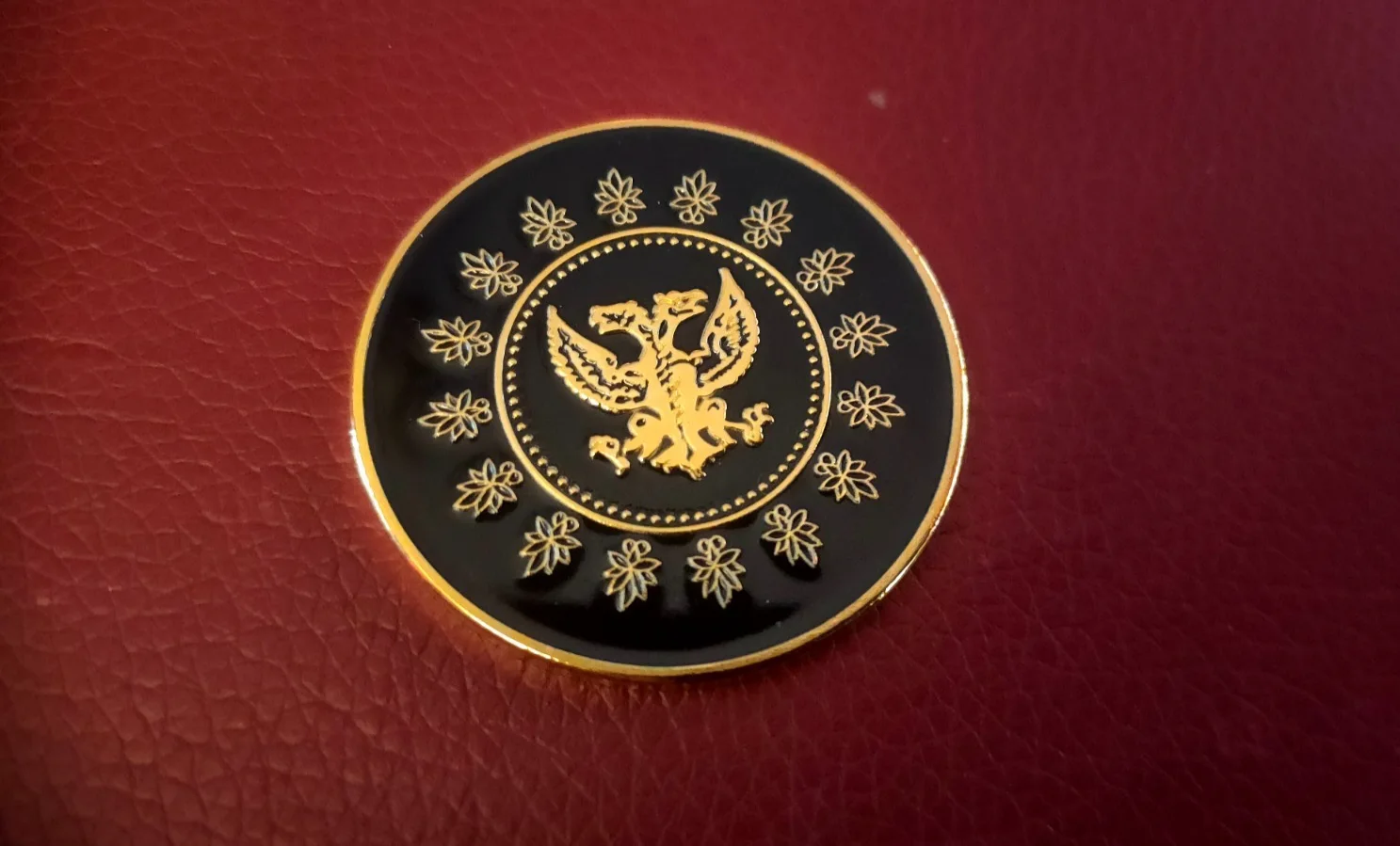 PROP - John Wick Adjudicator coin, image 2