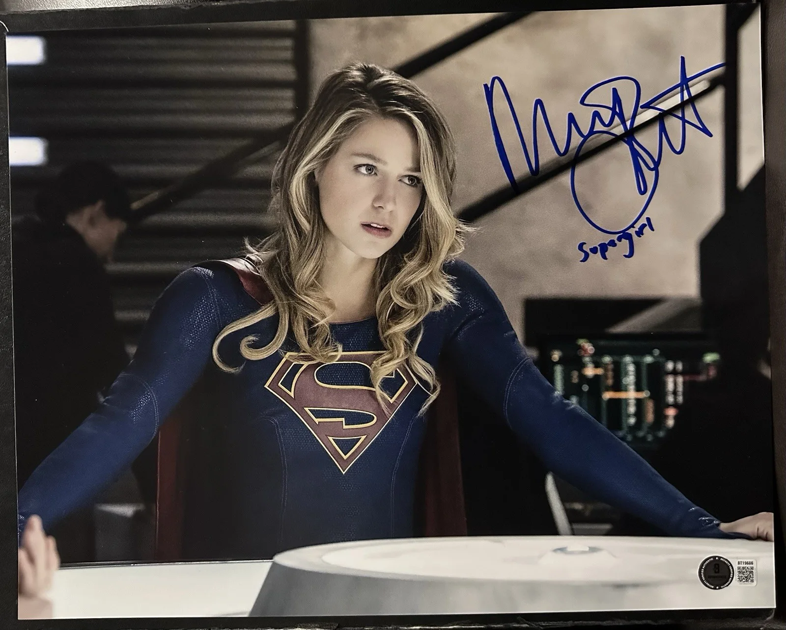 Melissa Benoist — Melissa Benoist Autographed Supergirl 11x14 Photograph 6 ! BAS