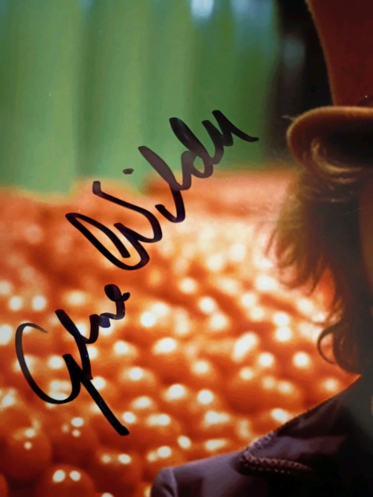 Gene Wilder — Gene Wilder Autographed 8x10 Willy Wonka W/ COA & Matching Sticker, изображение 3
