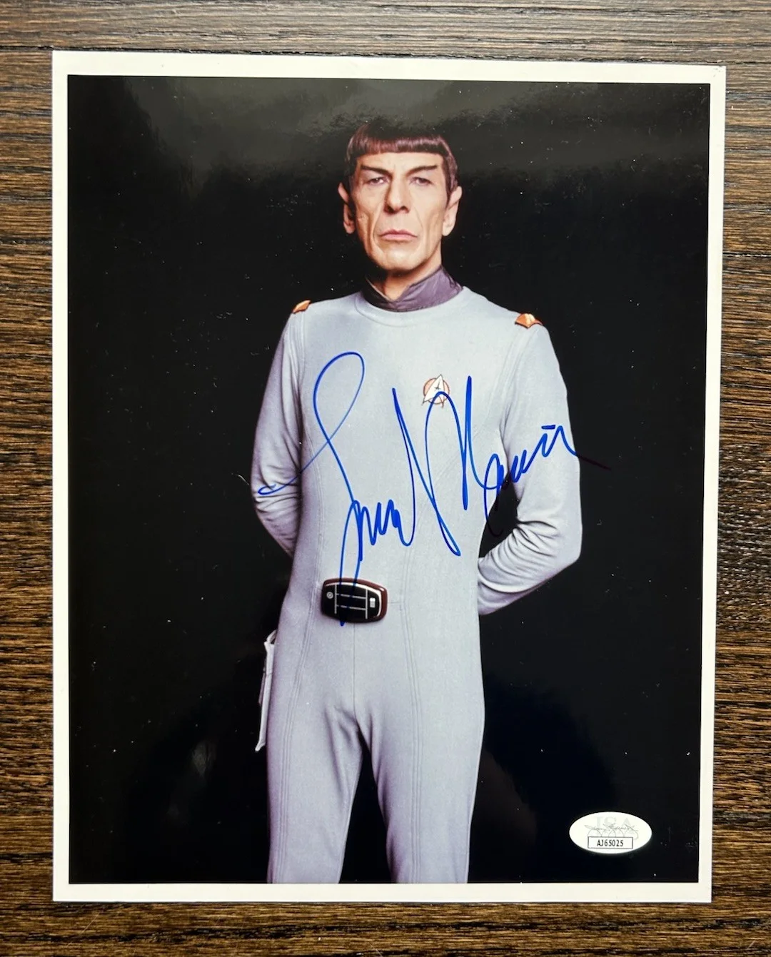 Leonard Nimoy — Leonard Nimoy Star Trek Autographed Signed 8x10 Photo Authentic JSA COA, изображение 2