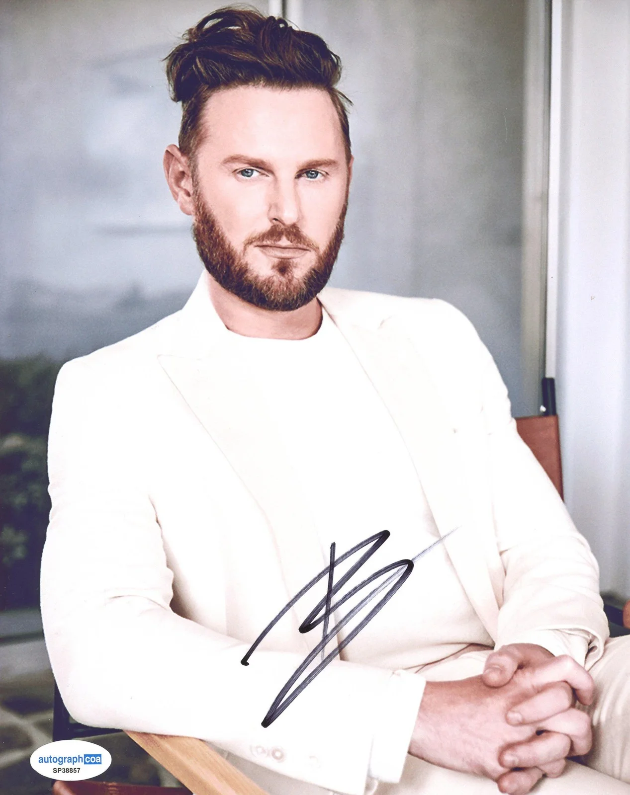 Bobby Berk — Bobby Berk "Queer Eye" Interior Designer AUTOGRAPH Signed 8x10 Photo ACOA, изображение 2