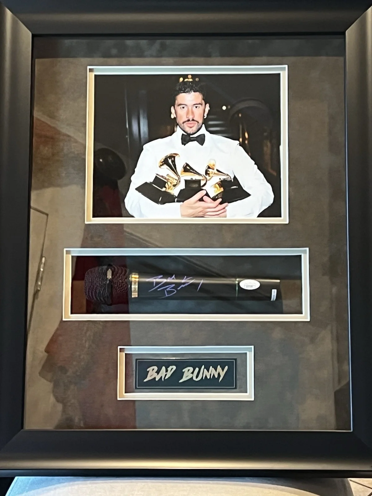 BAD BUNNY — Bad Bunny Signed Autograph Custom Frame Superstar Grammy’s Winner JSA Authentic, image 3