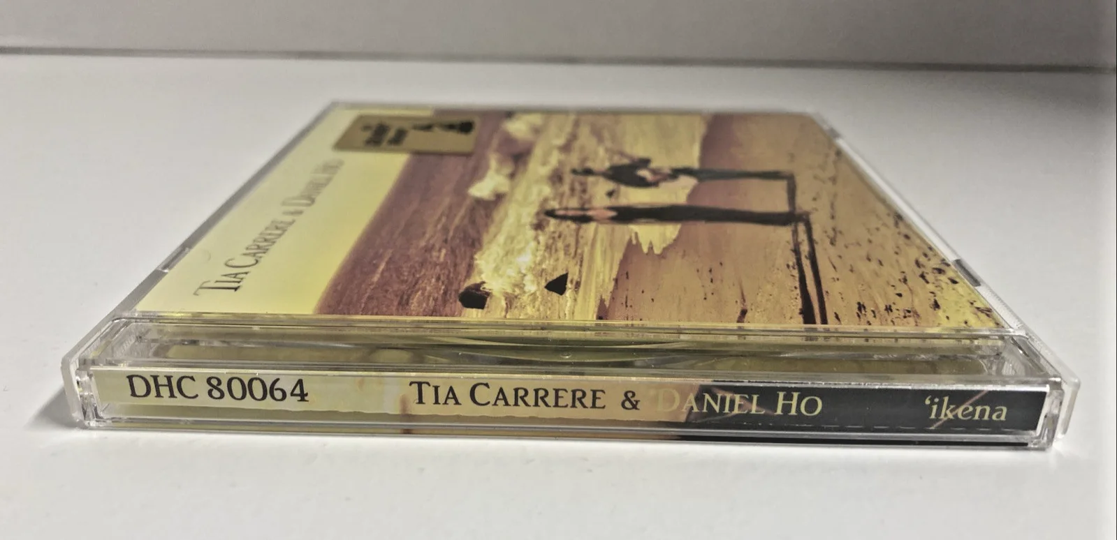 Tia Carrere & Daniel Ho ikena CD Signed by Daniel Ho, изображение 2