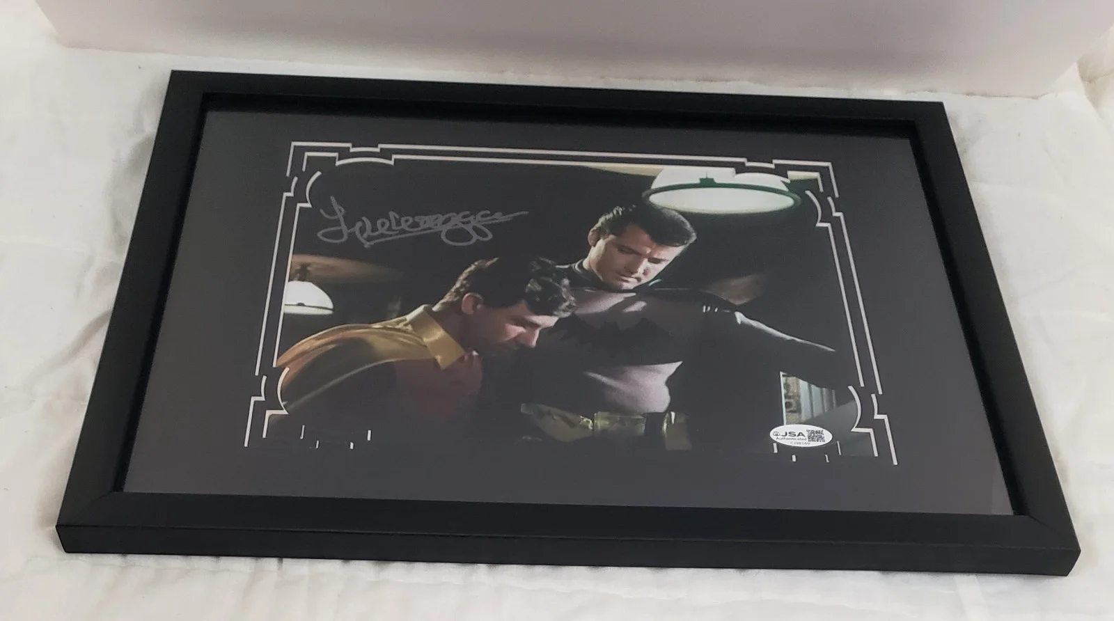 Lyle Waggoner — Batman Lyle Waggoner Signed 8x10 Photo Matted Framed to 11x14 (JSA) Steve Trevor, изображение 4