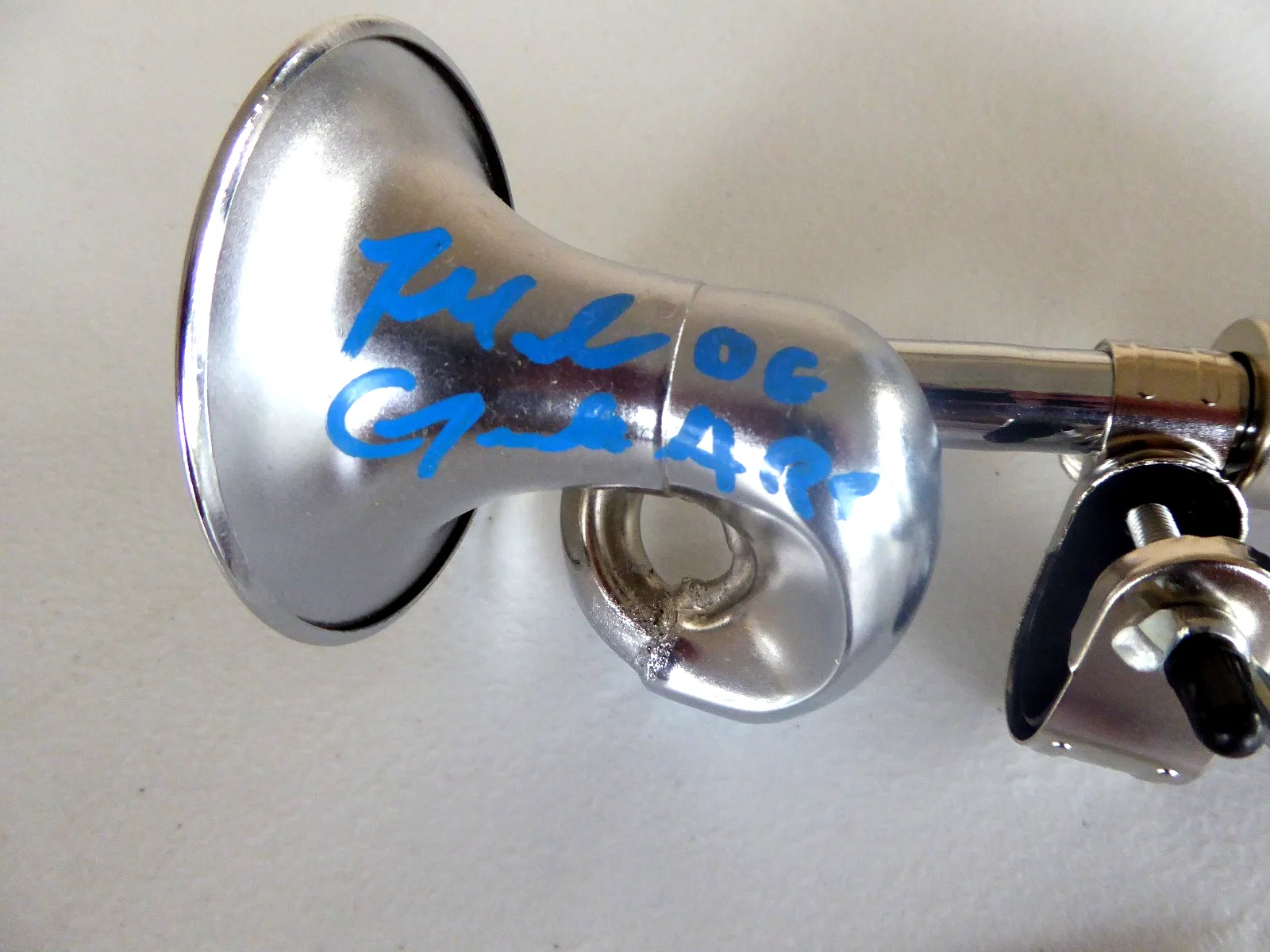 Mike Giannelli Signed Bicycle Horn Autograph, Terrifier, Art the Clown, JSA COA, изображение 3
