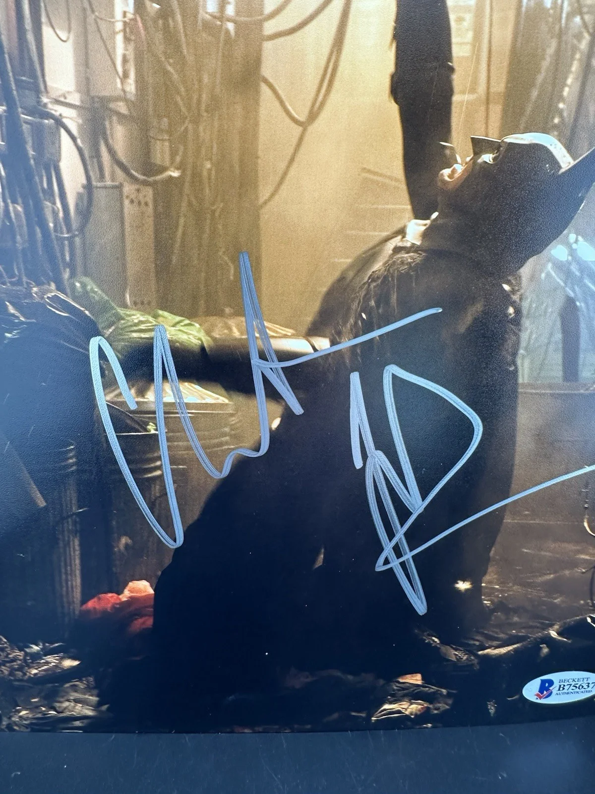 Christian Bale — Christian Bale Signed Batman Dark Knight 8x10 Photo Becket BAS COA Autograph, image 2