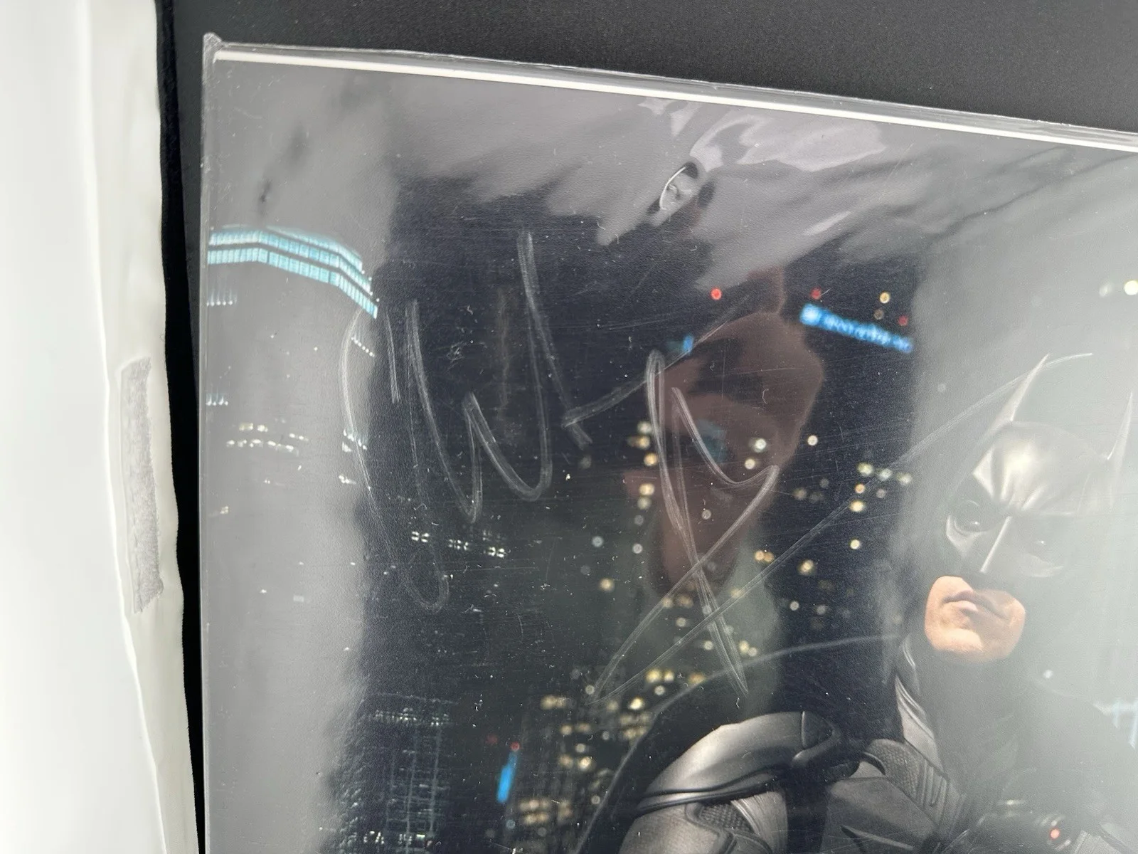 Christian Bale — Christian Bale Signed Autographed The Dark Knight 11x14 Photo Beckett BAS Joker, изображение 2