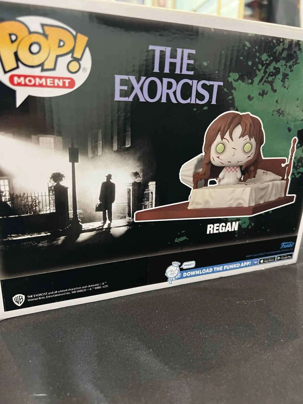 Linda Blair — Linda Blair Signed The Exorcist Regan Funko POP! Limited Edition Moment JSA COA, изображение 5