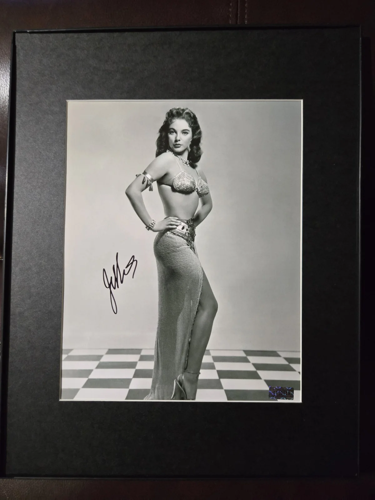 Joan Collins — Sexy Legendary Actress DAME JOAN COLLINS Signed Autographed Matted Photo COA, изображение 5