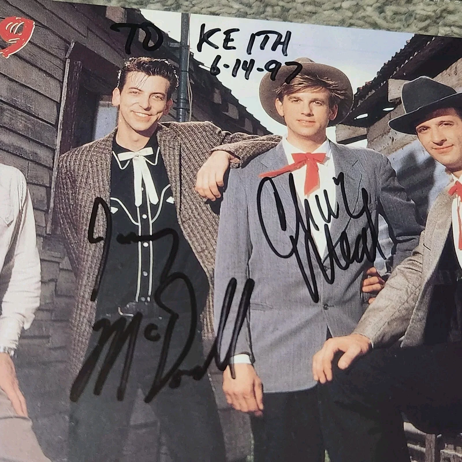 HAND SIGNED BR5-49 Press Photo 8x10 Autograph Keep It Country!, image 4