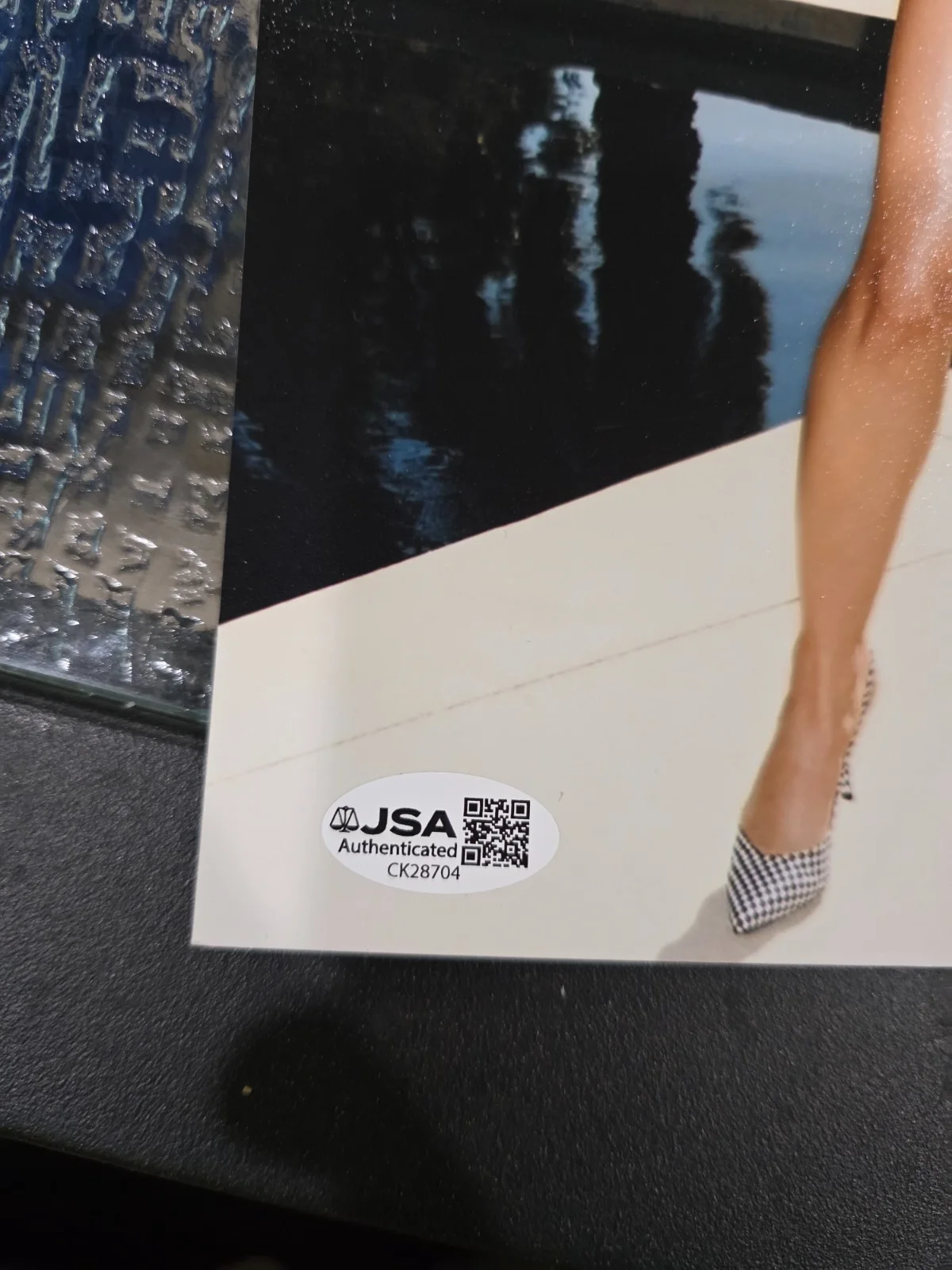 Alison Brie Super Sexy Hot Actress Autographed Signed 8x10 Photo JSA coa, image 2