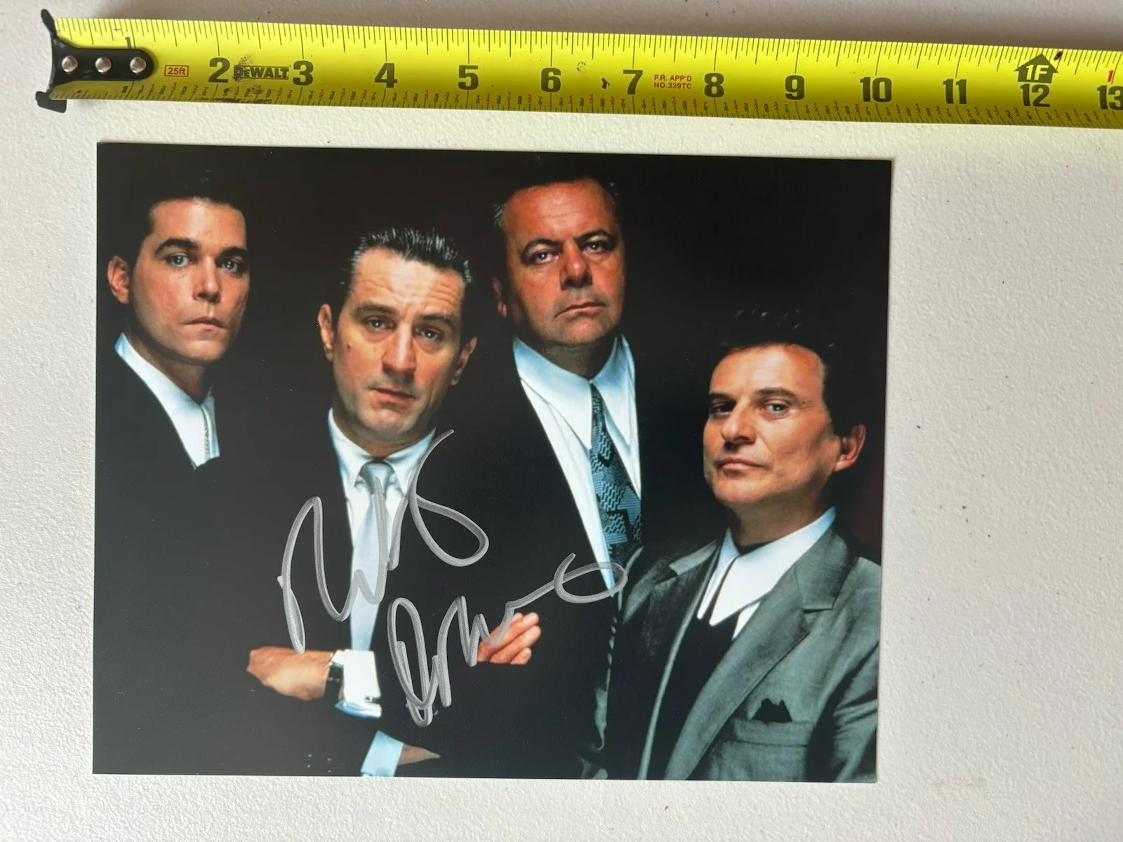 Robert Deniro — “GOODFELLAS” 8 X 10 photo cast signed by ROBERT DENIRO BSA COA 637, изображение 2