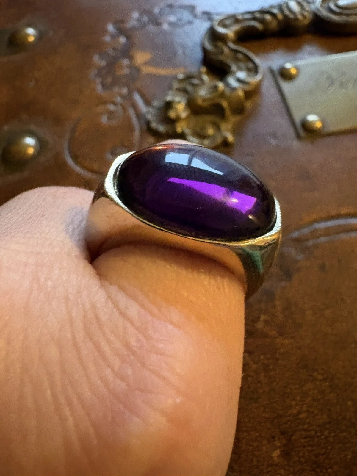 Pirates of the Caribbean Jack Sparrow Stolen Gold & Purple stone Replica Ring, изображение 4