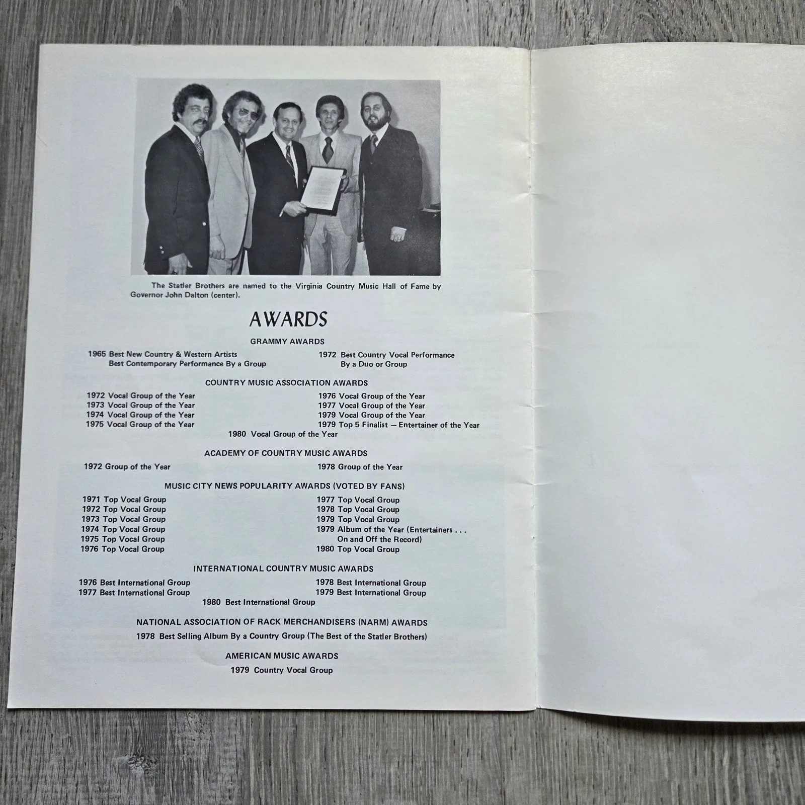 1982 Statler Brothers Signed Souvenir Book Brenda Lee Autograph Jimmy Fortune, изображение 4