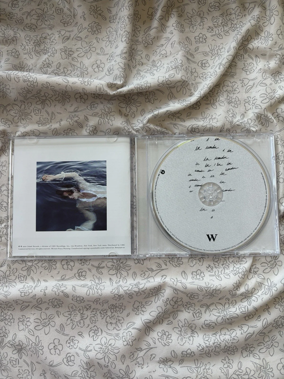 Shawn Mendes Signed Wonder CD Autographed Authentic, image 2