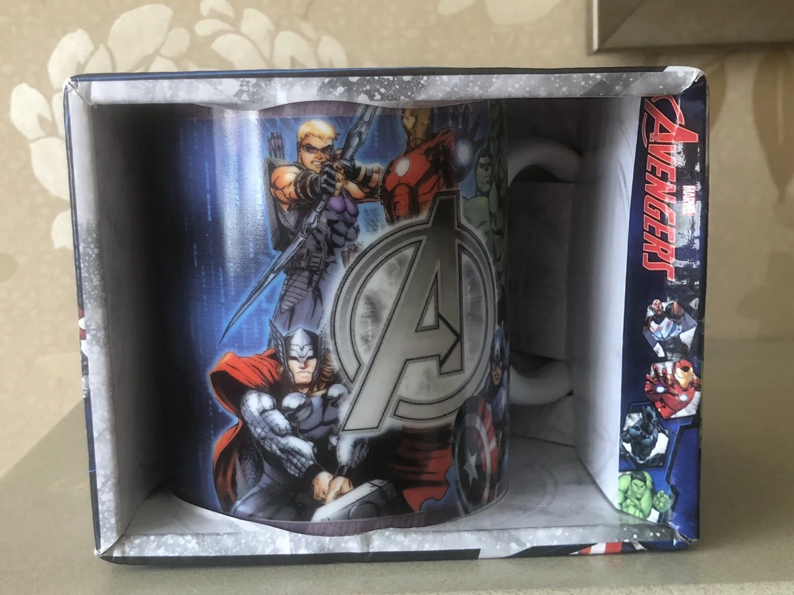 Zak! Marvel Avengers Ceramic Mug - New in Box, image 2