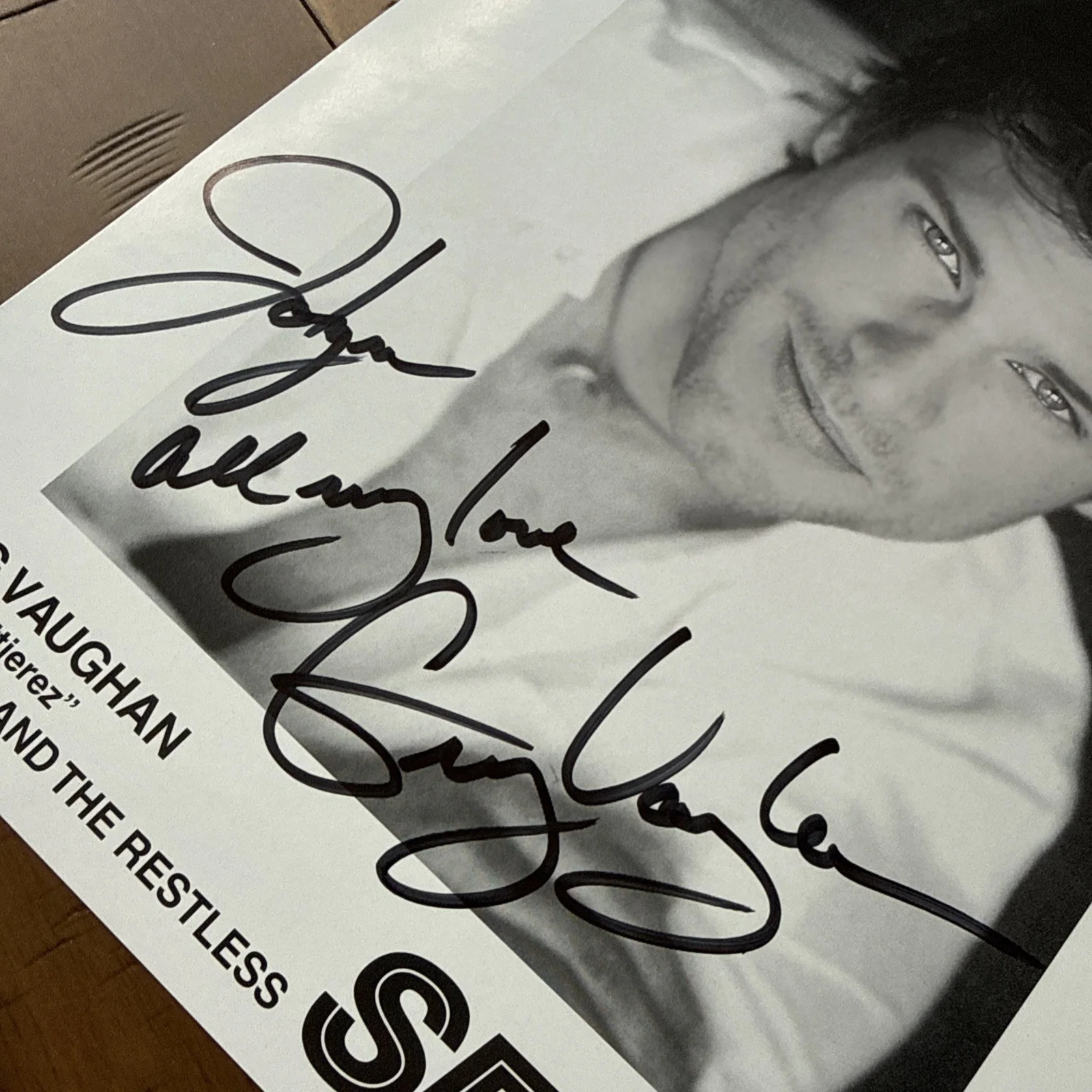 Greg Vaughan — GREG VAUGHAN The Young & Restless General Hospital Signed Autograph Photo 8x10, изображение 2