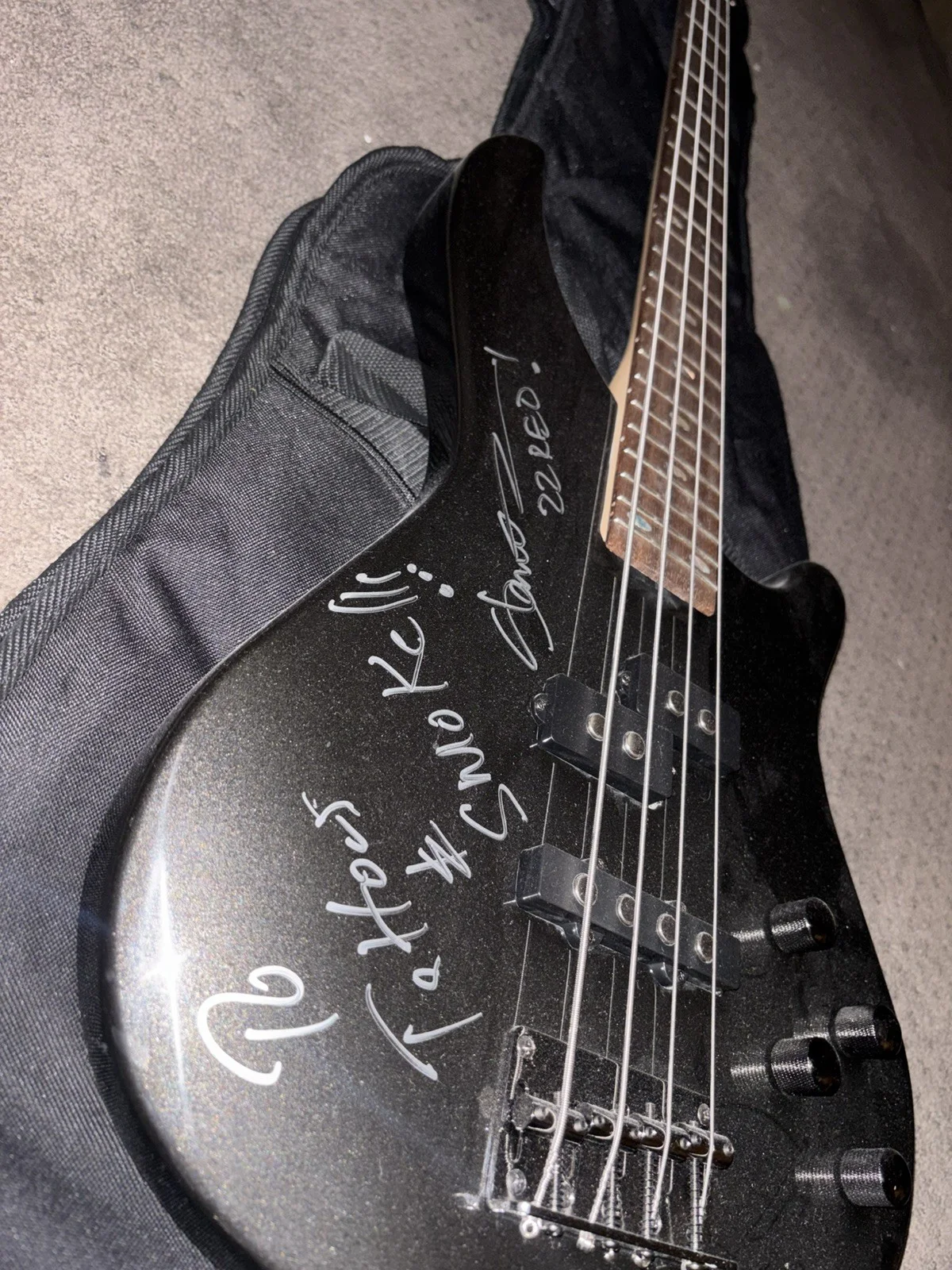 Rare System Of A Down Autograph Signed Mitchell bass guitar Shavo Odadjian COA, image 4