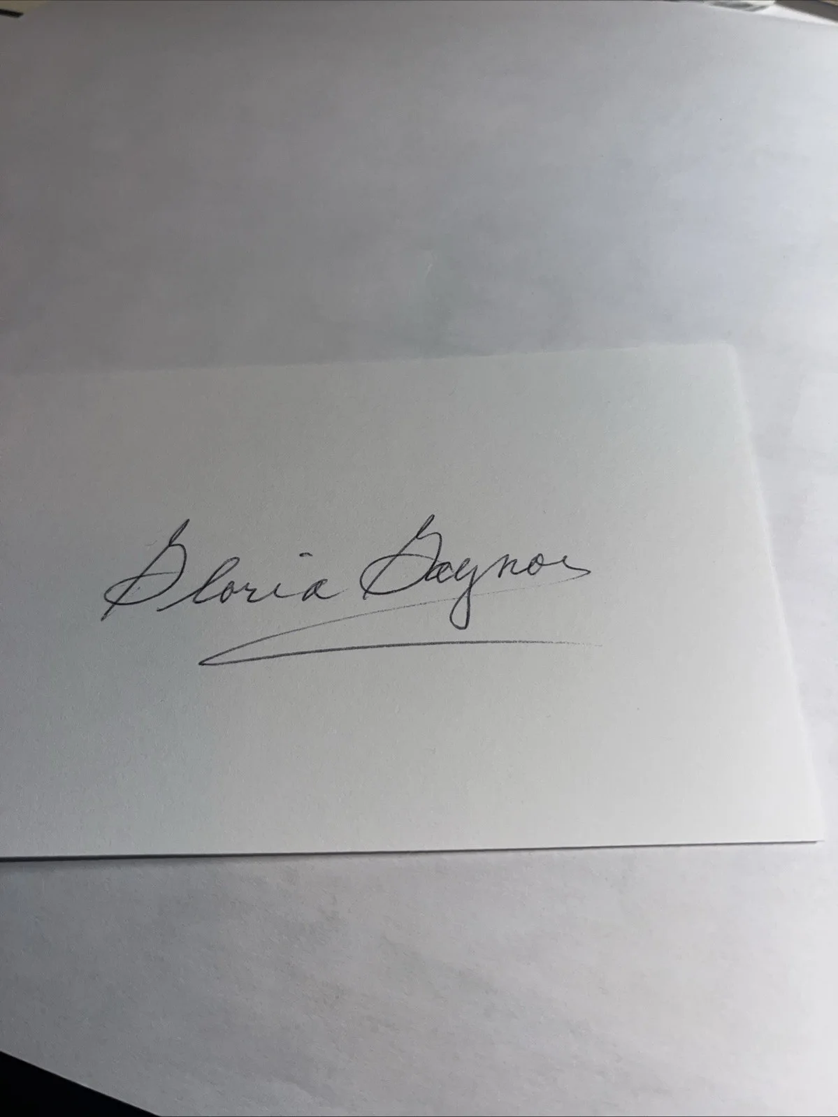 Gloria Gaynor — Gloria Gaynor Signed Auto 3x5 Index Card I Will Survive- Disco Legend