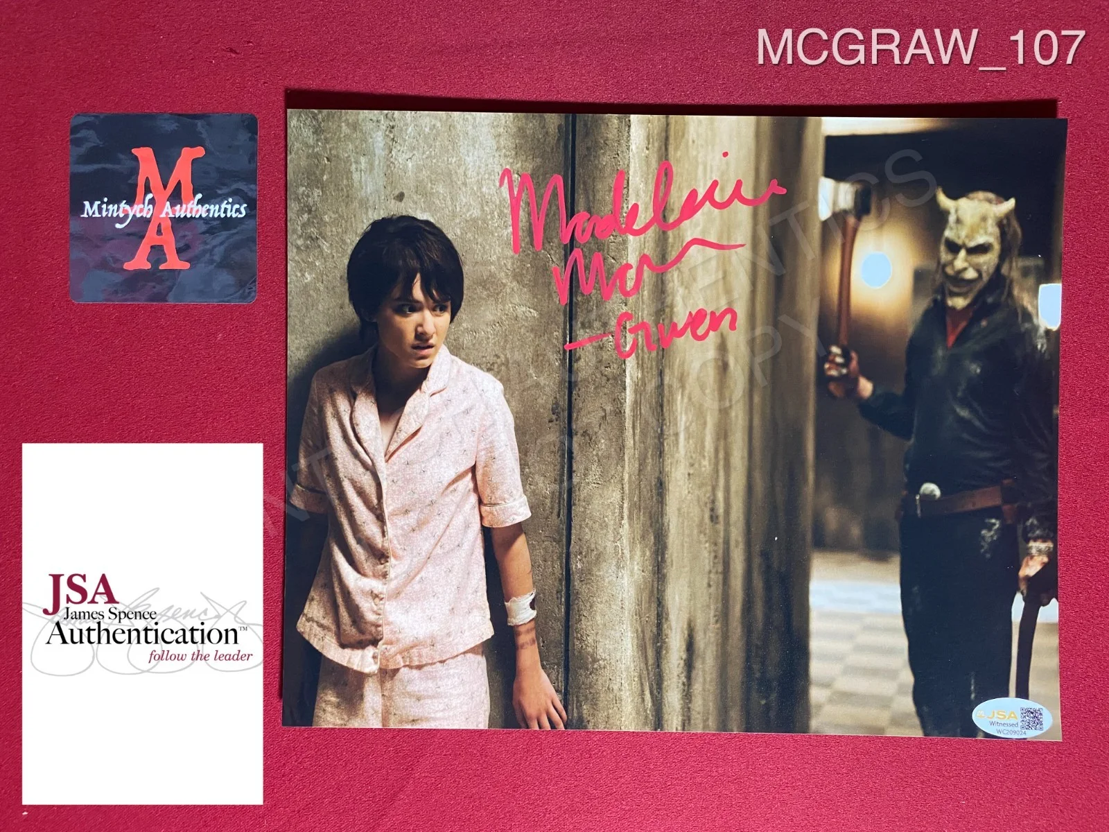 Madeleine McGraw — Madeleine McGraw autographed signed 8x10 photo The Black Phone Gwen JSA COA