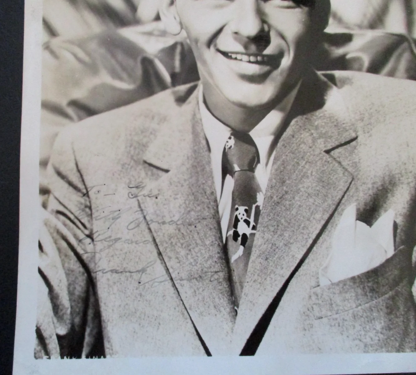 Frank Sinatra — FRANK SINATRA Original Vintage 1945 SIGNED AUTOGRAPHED Portrait Photo AUTOGRAPH, изображение 3