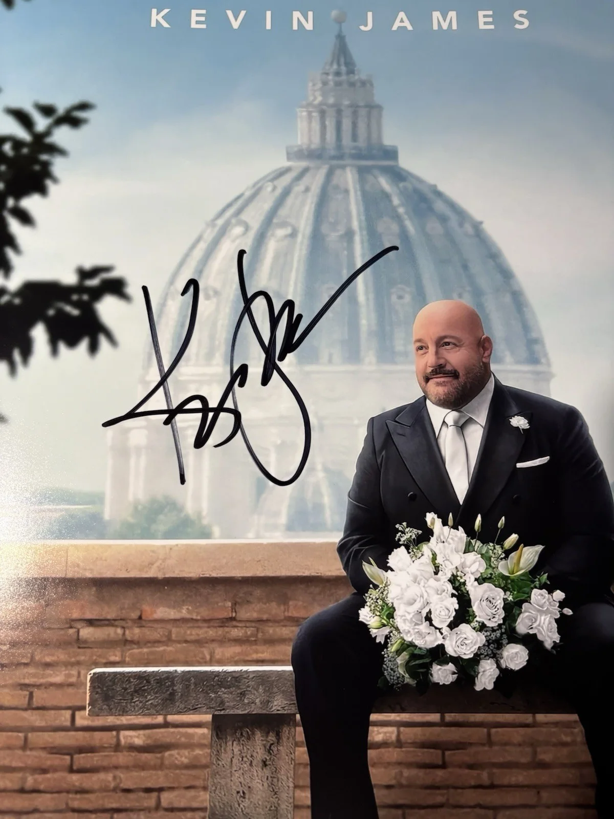 Kevin James — Kevin James Signed Autographed Solo Mio Movie 12x18 Cover Poster New Hollywood!, изображение 2