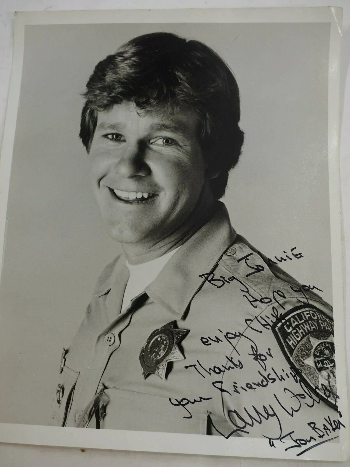 Larry WIlcox — larry Wilcox signed Chips 8" x 10" B&W Photograph, image 3