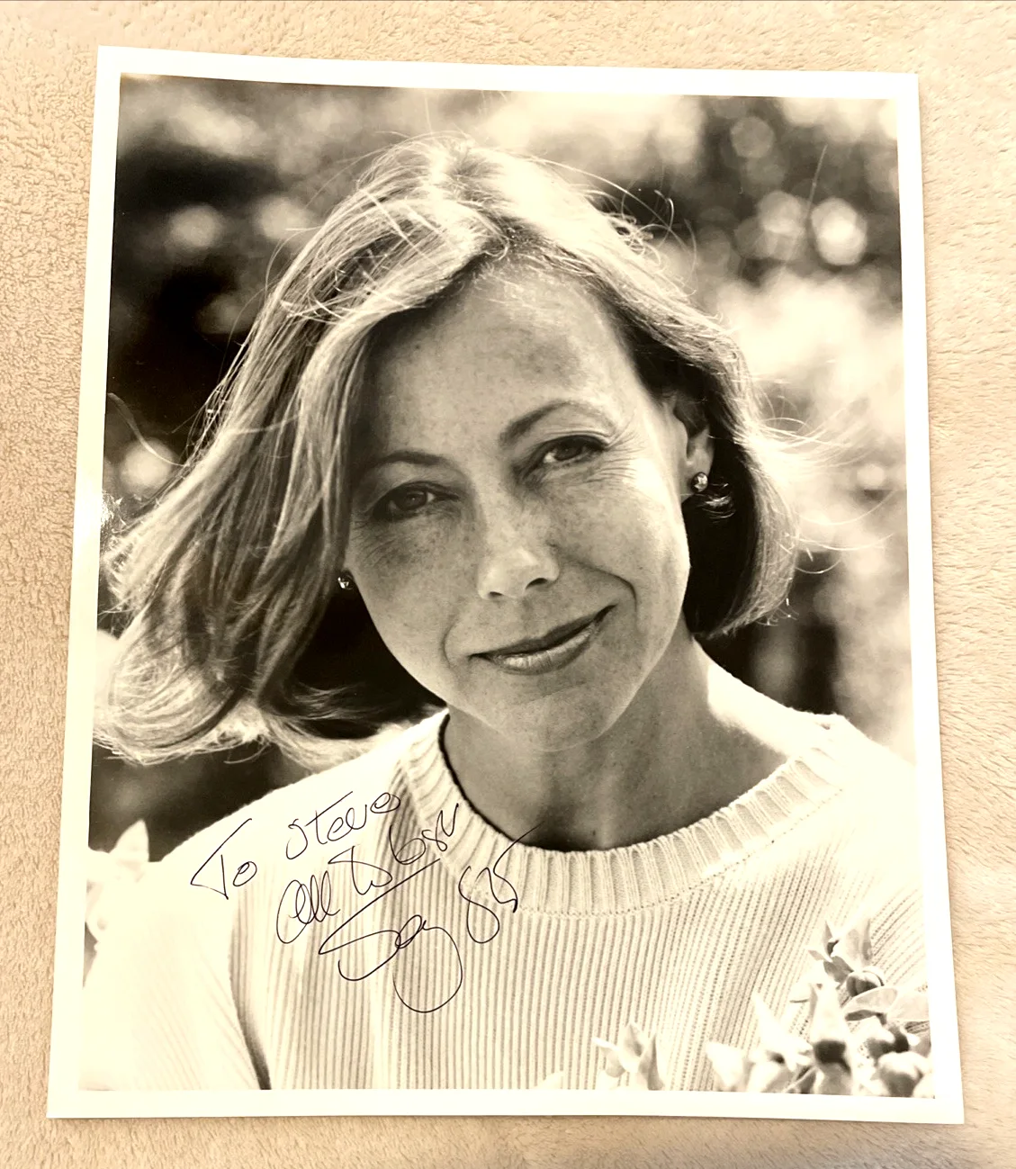 Jenny Agutter — Jenny Agutter 8 x 10" B & W autograph "To Steve"