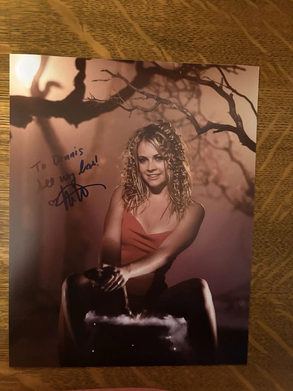 melissa joan hart — Sabrina Melissa Joan Hart autographed 8 X 10 color photo