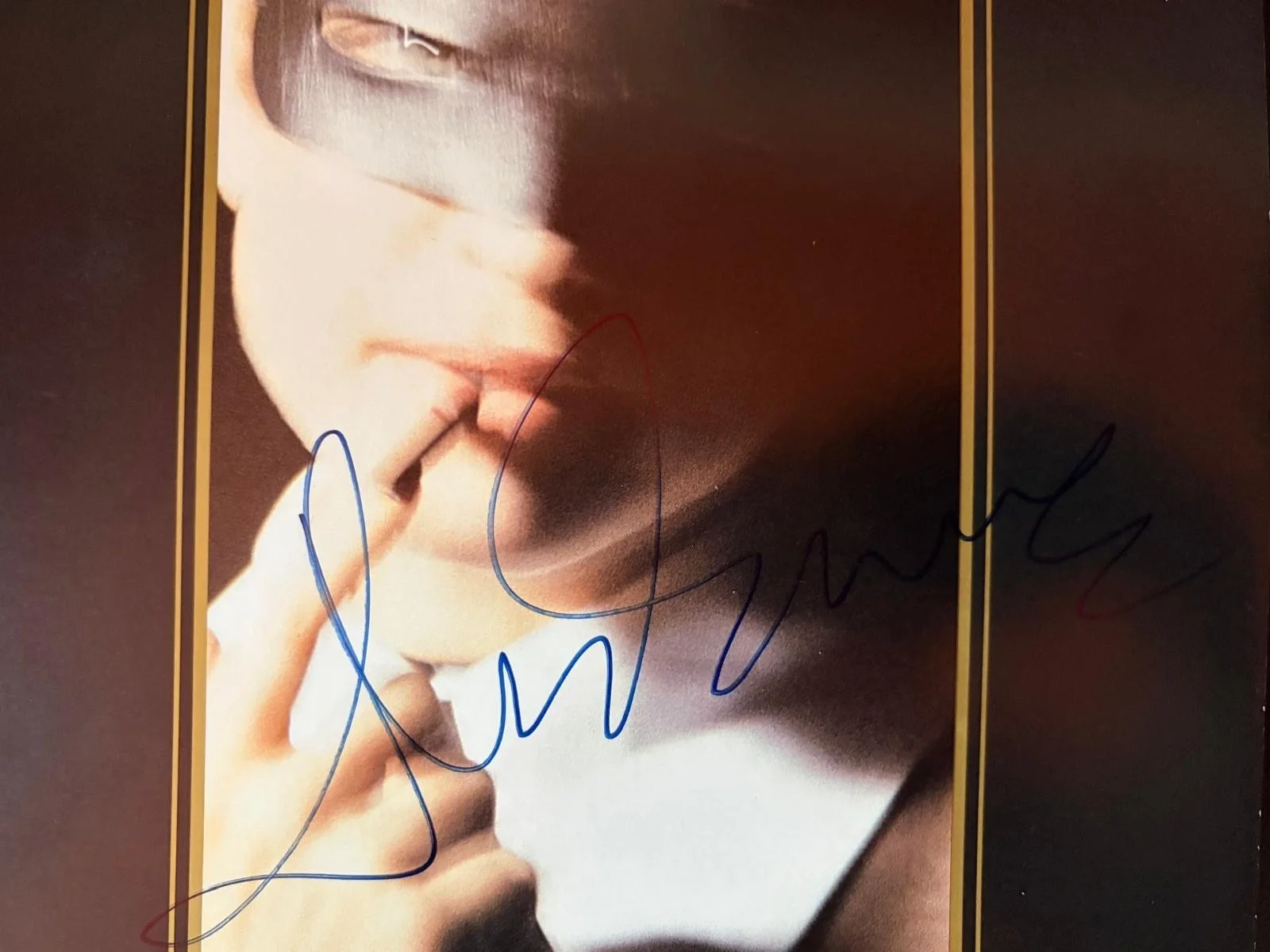 Madonna — MADONNA SIGNED AUTOGRAPHED SONG BOOK EROTICA MUSIC VINTAGE RARE PSA LOA C, изображение 2