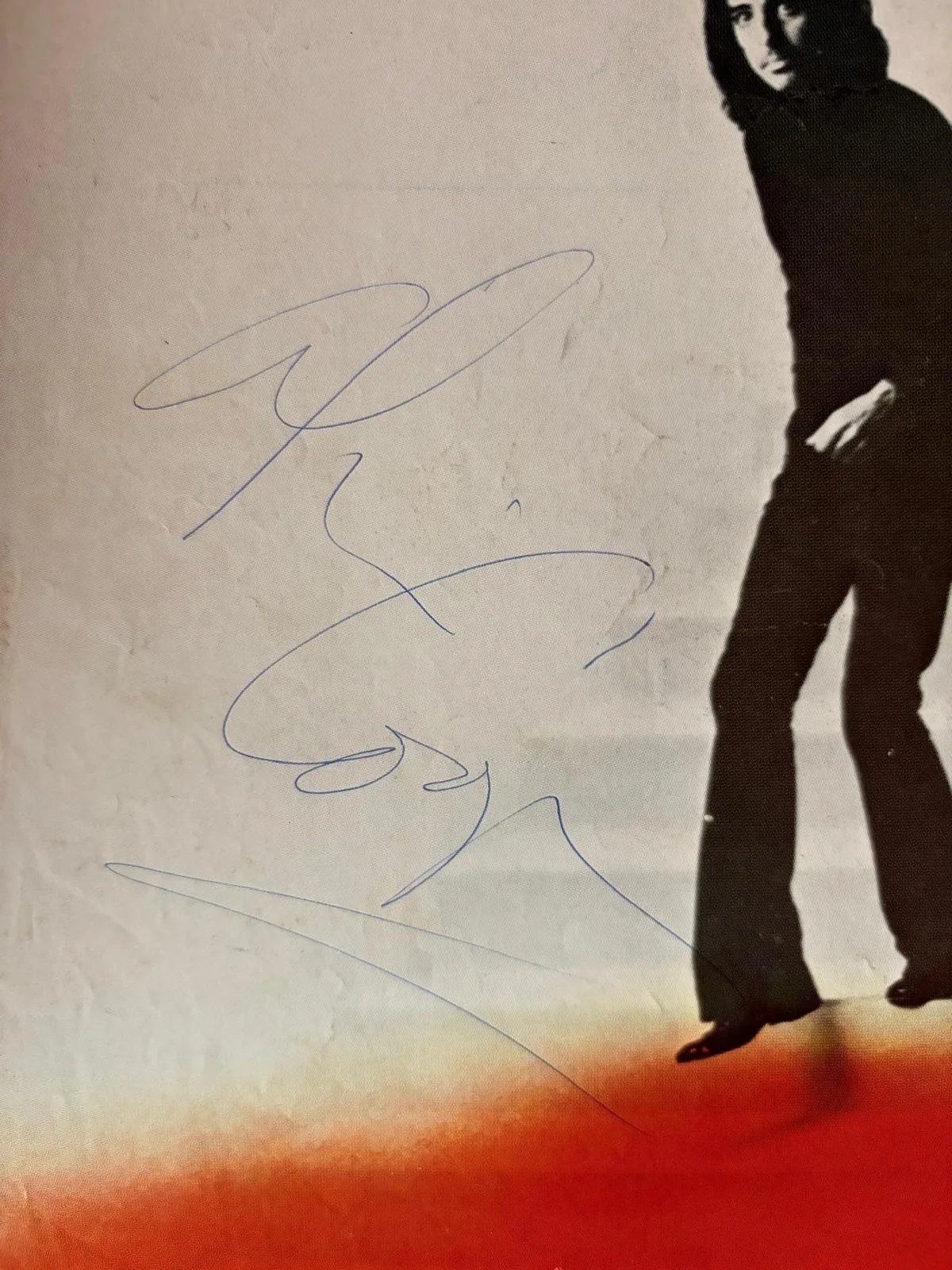 Alice Cooper — ALICE COOPER SIGNED 11X14 MAGAZINE PAGE GOES TO HELL SCHOOLS OUT VINTAGE PSA C, image 2