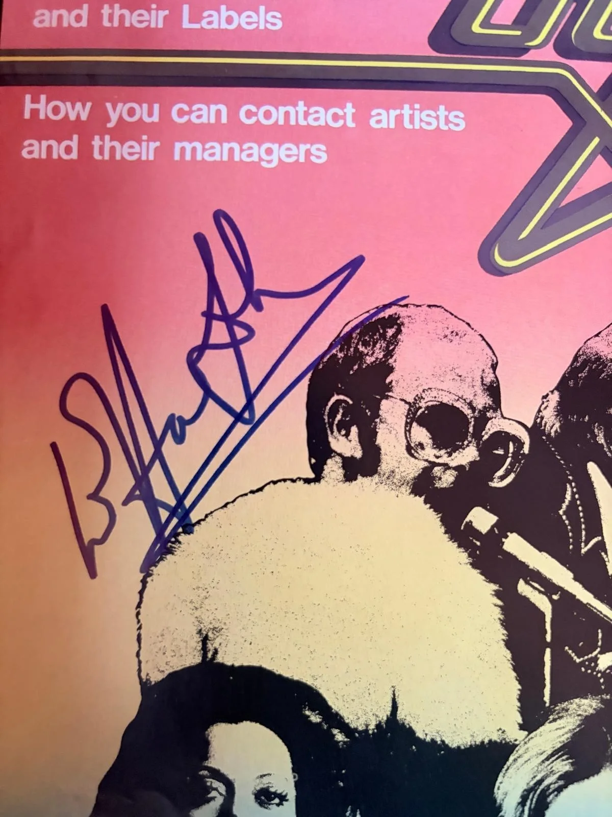 Elton John — ELTON JOHN SIGNED AUTOGRAPHED 11X14 MAGAZINE BILLBOARD TALENT THE ROCKETMAN PSA, изображение 2