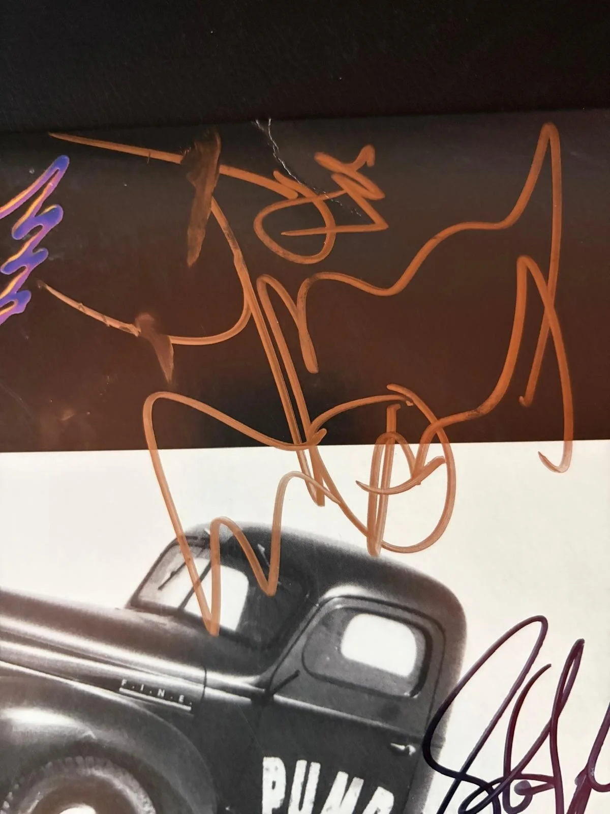 TOM HAMILTON JOEY KRAMER JOE PERRY STEVEN TYLER BRAD WHITFORD — AEROSMITH X5 FULL BAND SIGNED AUTOGRAPHED VINYL ALBUM PERRY KRAMER TOMBRAD PSA A, изображение 3