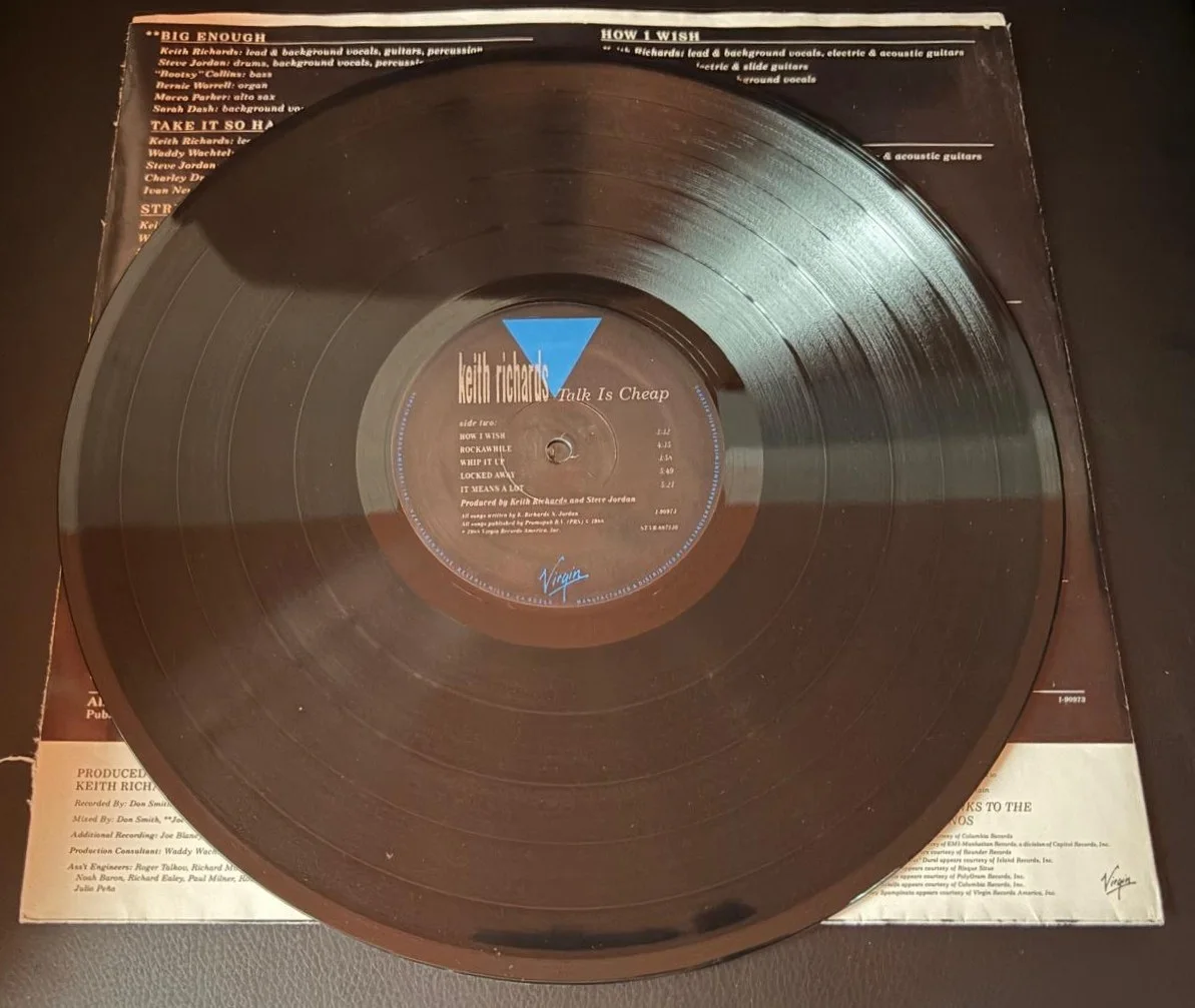 Keith Richards — KEITH RICHARDS SIGNED AUTOGRAPHED ALBUM ROLLING STONES JAGGER TALK IS CHEAP PSA, image 3