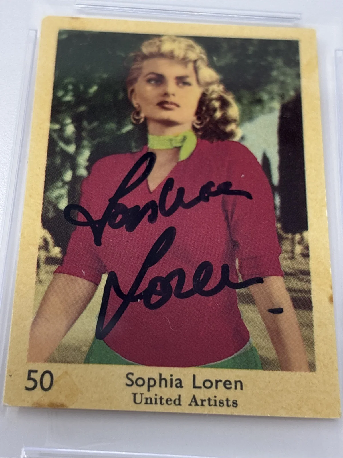 Sophia Loren — Sophia Loren - AUTOGRAPHED TRADING CARD - PSA/DNA Certified, изображение 2