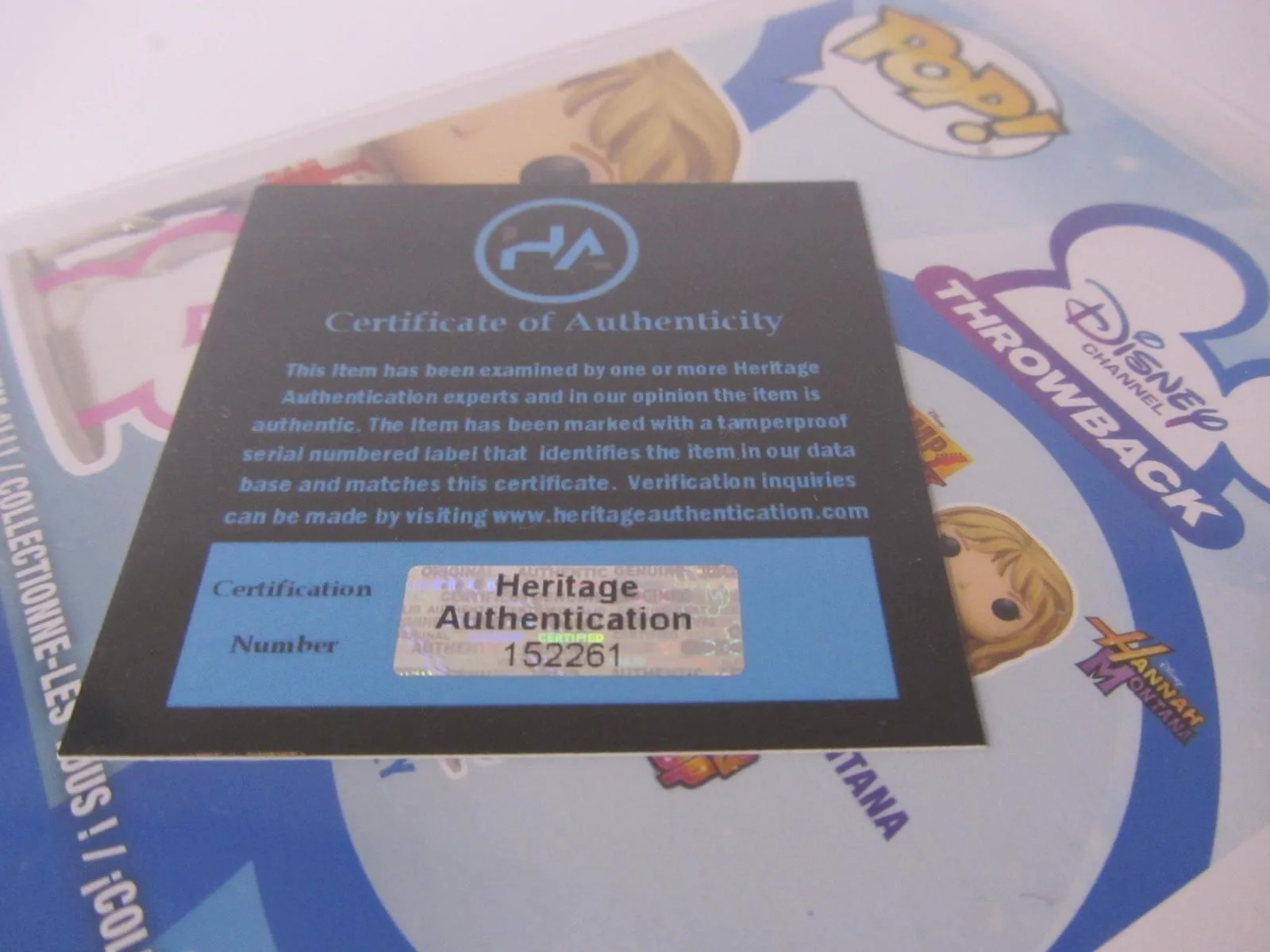 Miley Cyrus — Miley Cyrus "Hannah Montana" AUTOGRAPH Signed 1687 Funko Pop Vinyl Figure B ACOA, изображение 4