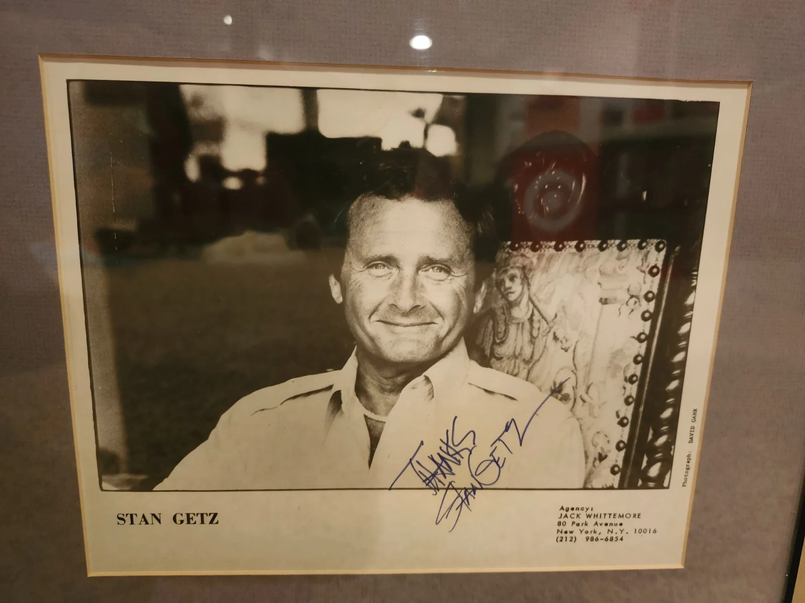 Stan Getz — Stan Getz Signed Autograph Photo Jazz Tenor Saxophonist Bossa Nova Framed 16x14, image 3